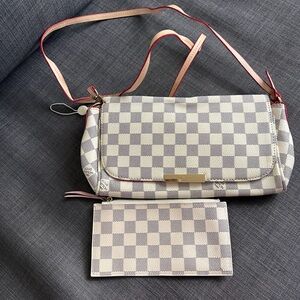 Checkered Designer Shoulder Bag and Pouch Set crossbody bag